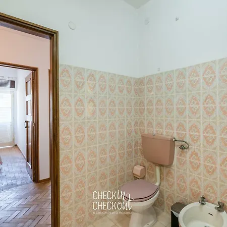 Checkincheckout City Center 3 Apartament *
