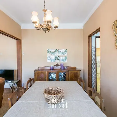 Apartament Checkincheckout City Center 3 *