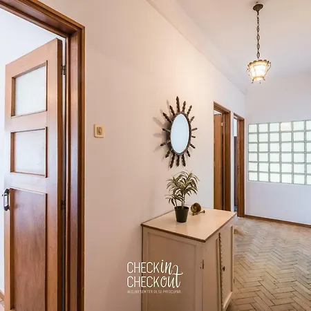Checkincheckout City Center 3 Appartement