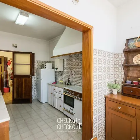 Checkincheckout City Center 3 Appartement Loulé
